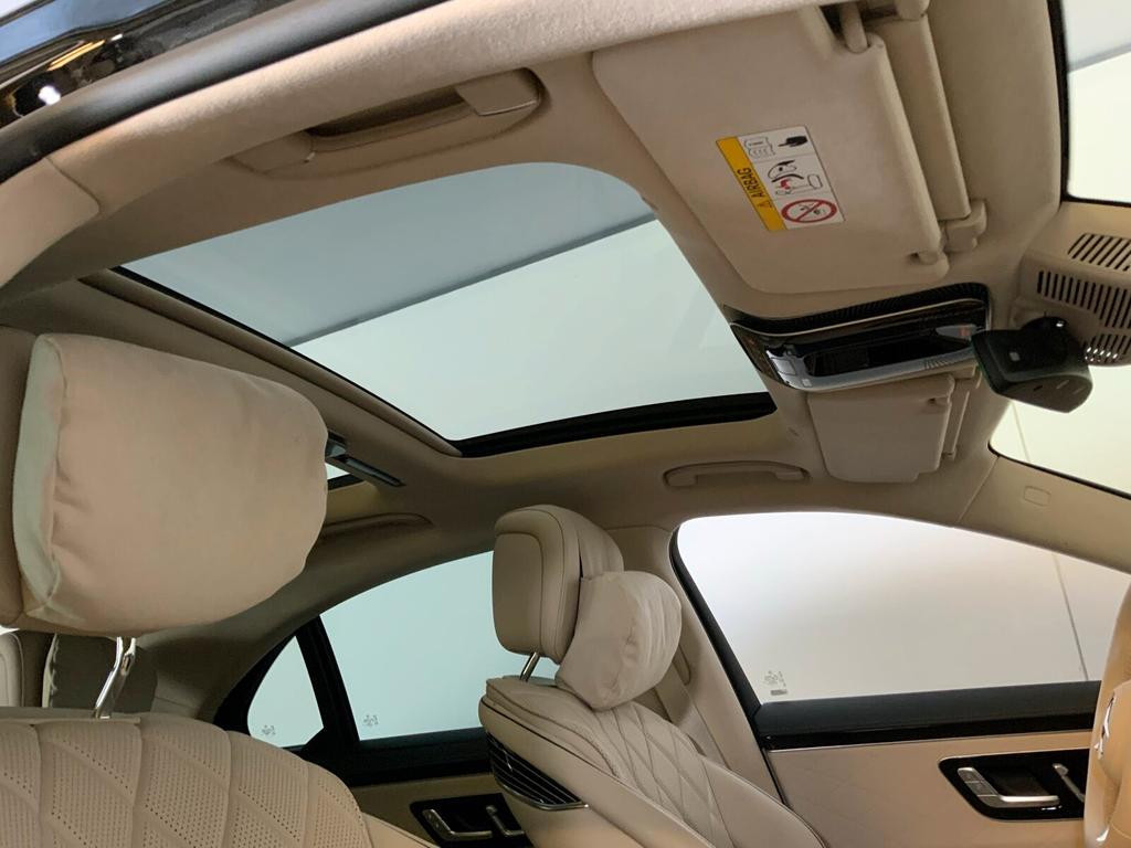 Mercedes-Benz S-Klasse