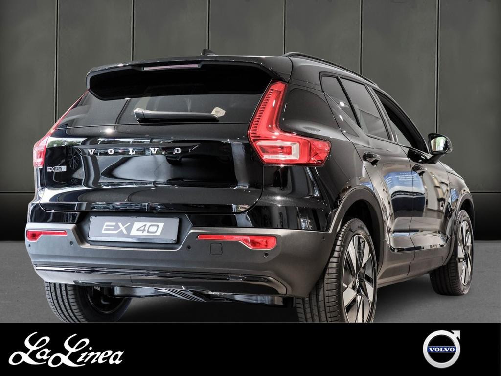 Volvo EX40