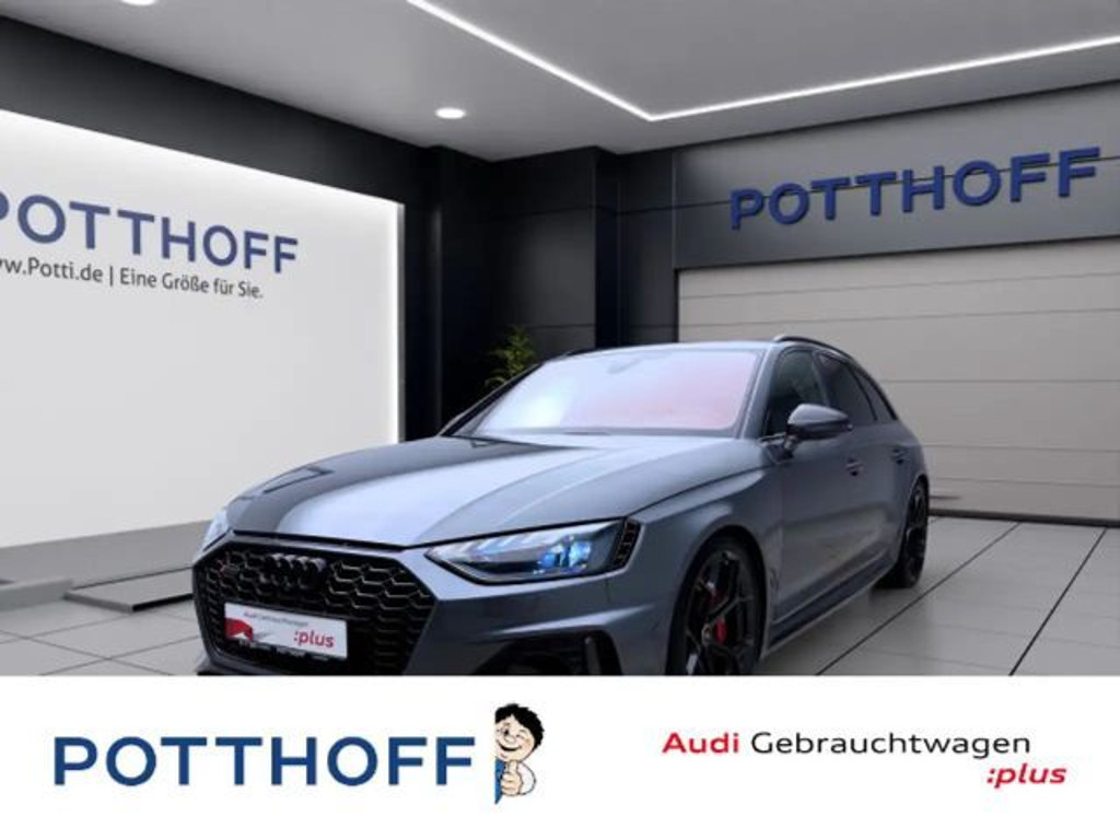 Audi RS4 Avant Quattro