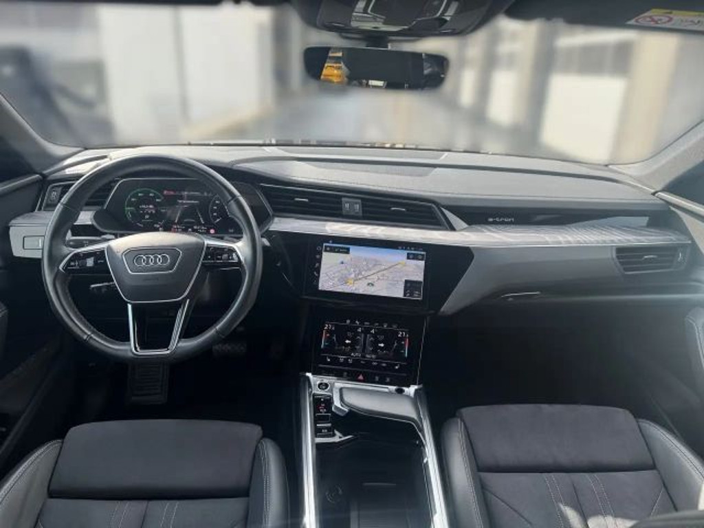 Audi Q8 e-tron