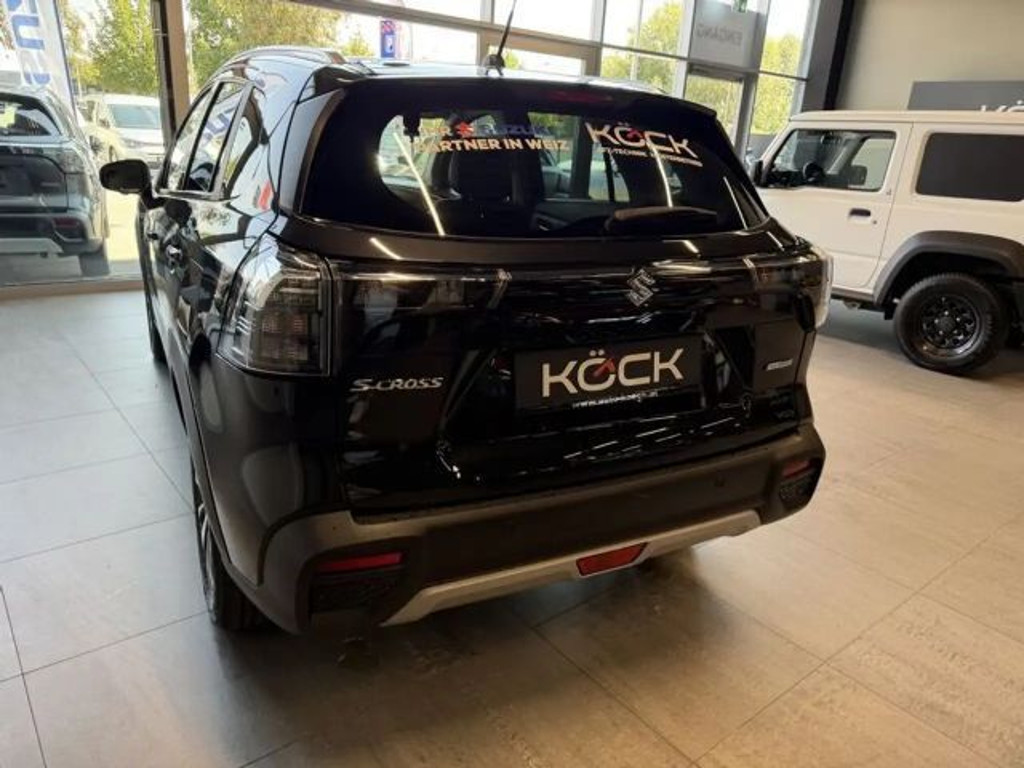 Suzuki S-Cross