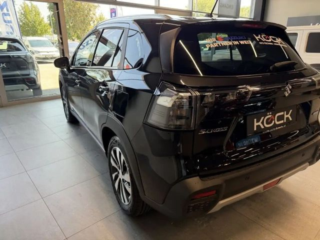 Suzuki S-Cross