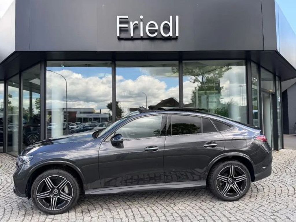 Mercedes-Benz GLC-Klasse GLC 300 4MATIC AMG Line Coupé
