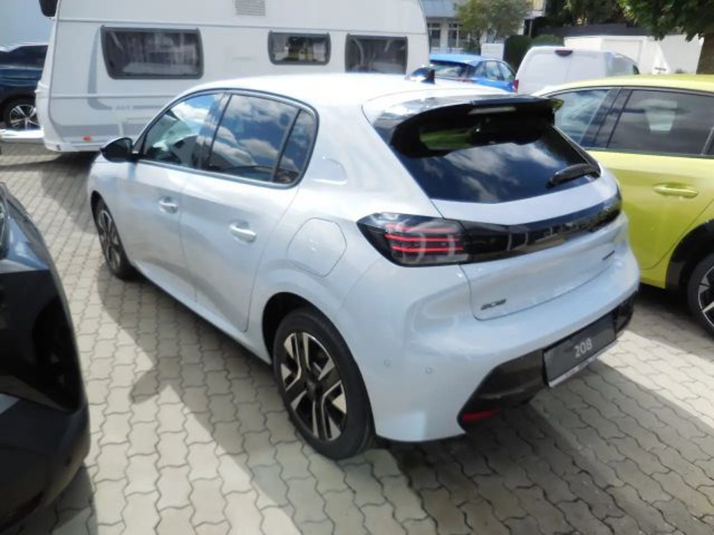 Peugeot e-208