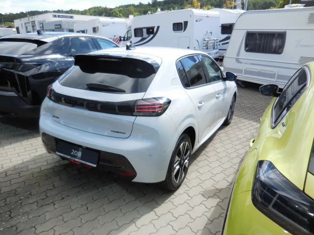 Peugeot e-208