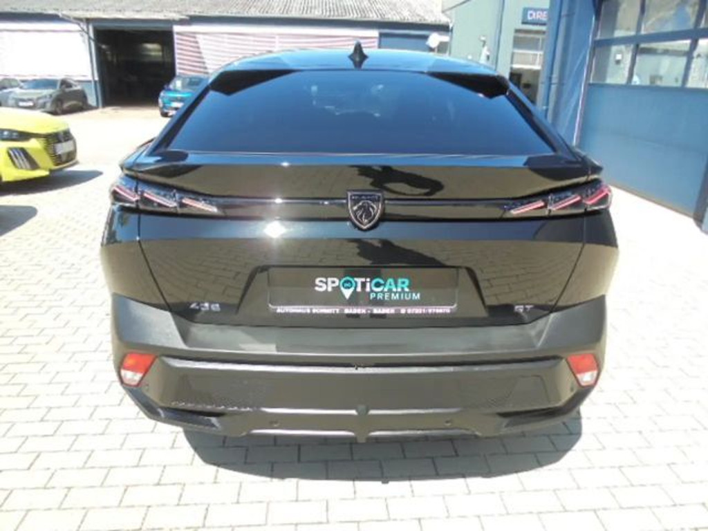 Peugeot 408