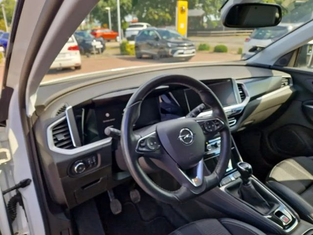 Opel Grandland
