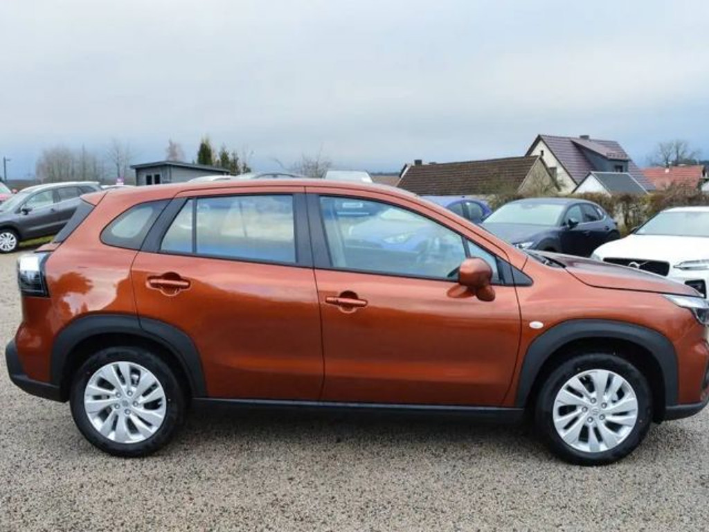 Suzuki S-Cross