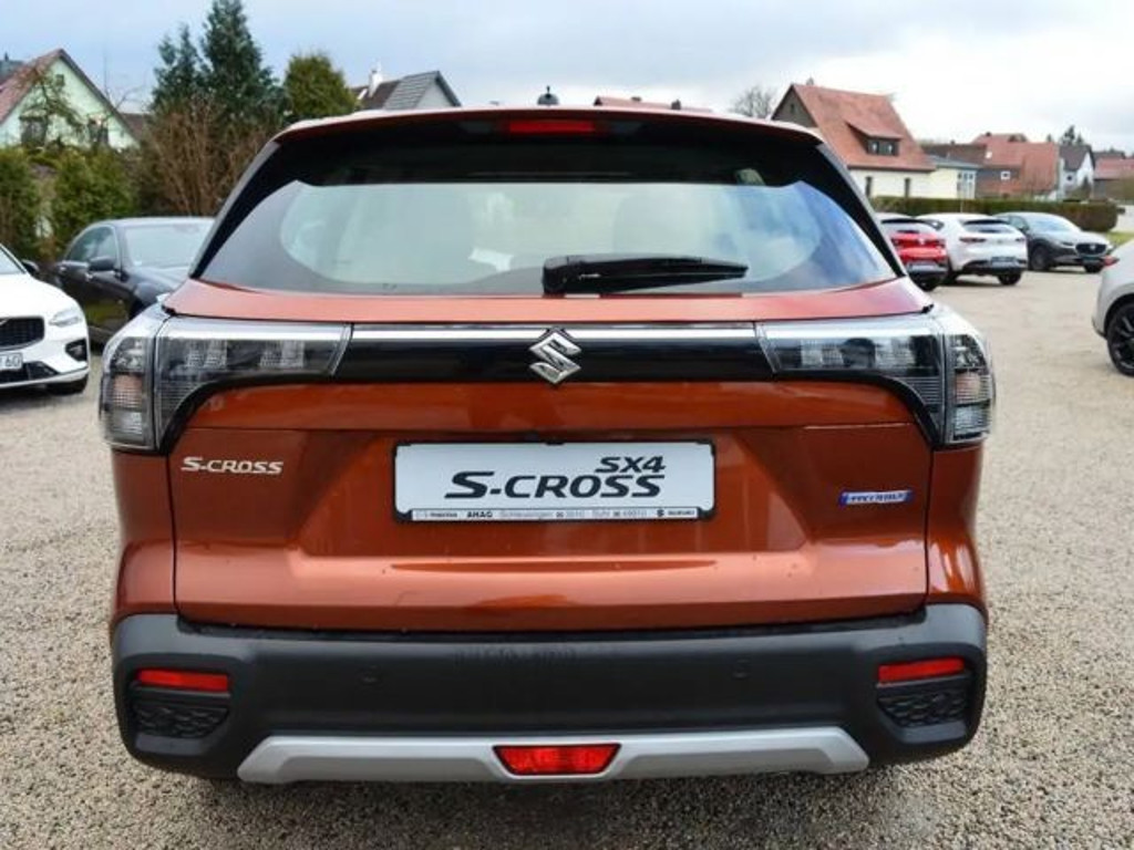 Suzuki S-Cross