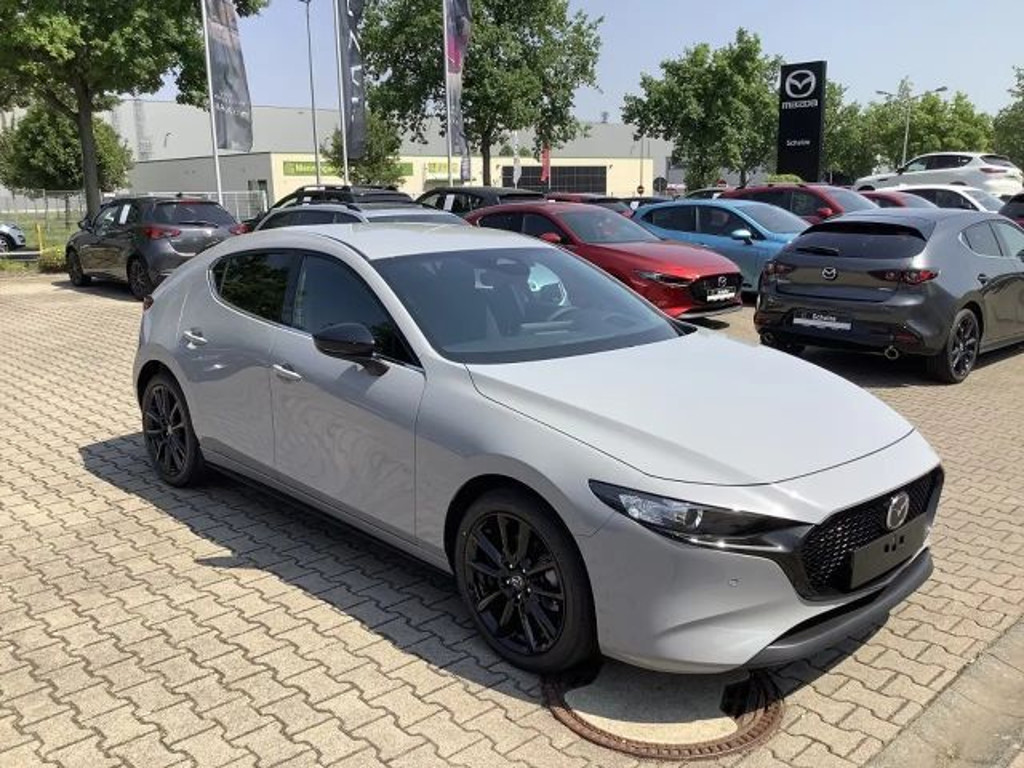 Mazda 3 SkyActiv 2.5L Homura e-Skyactiv