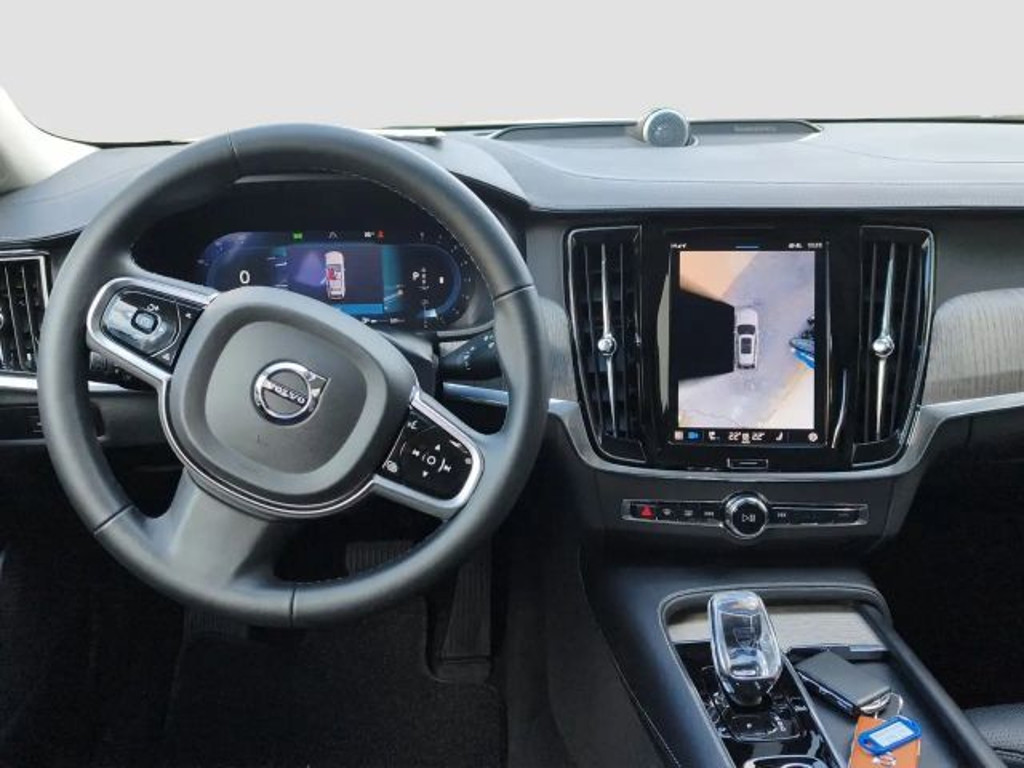 Volvo V90 Cross Country