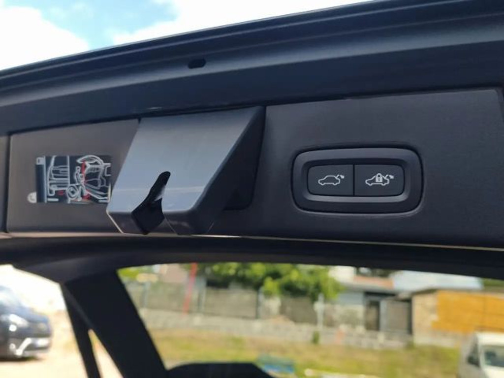 Volvo V90 Cross Country