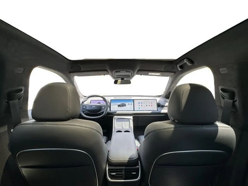 Xpeng G9