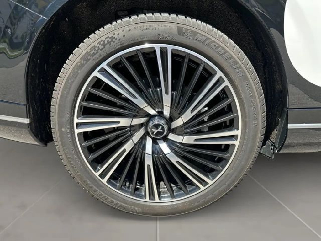 Xpeng G9