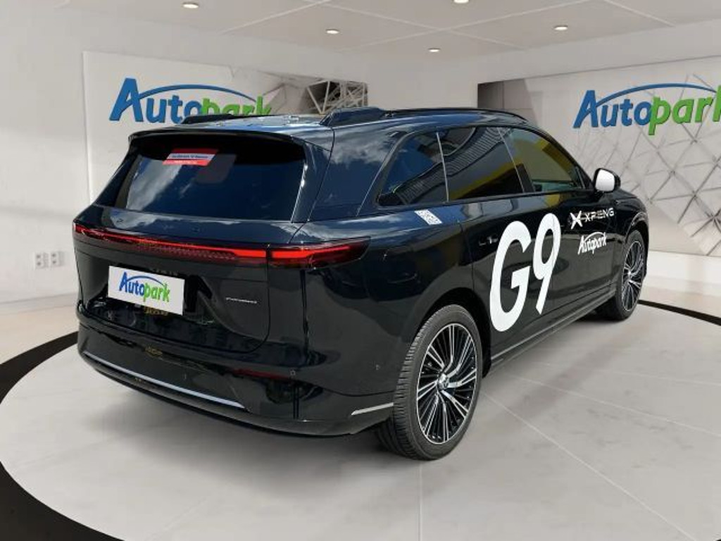 Xpeng G9