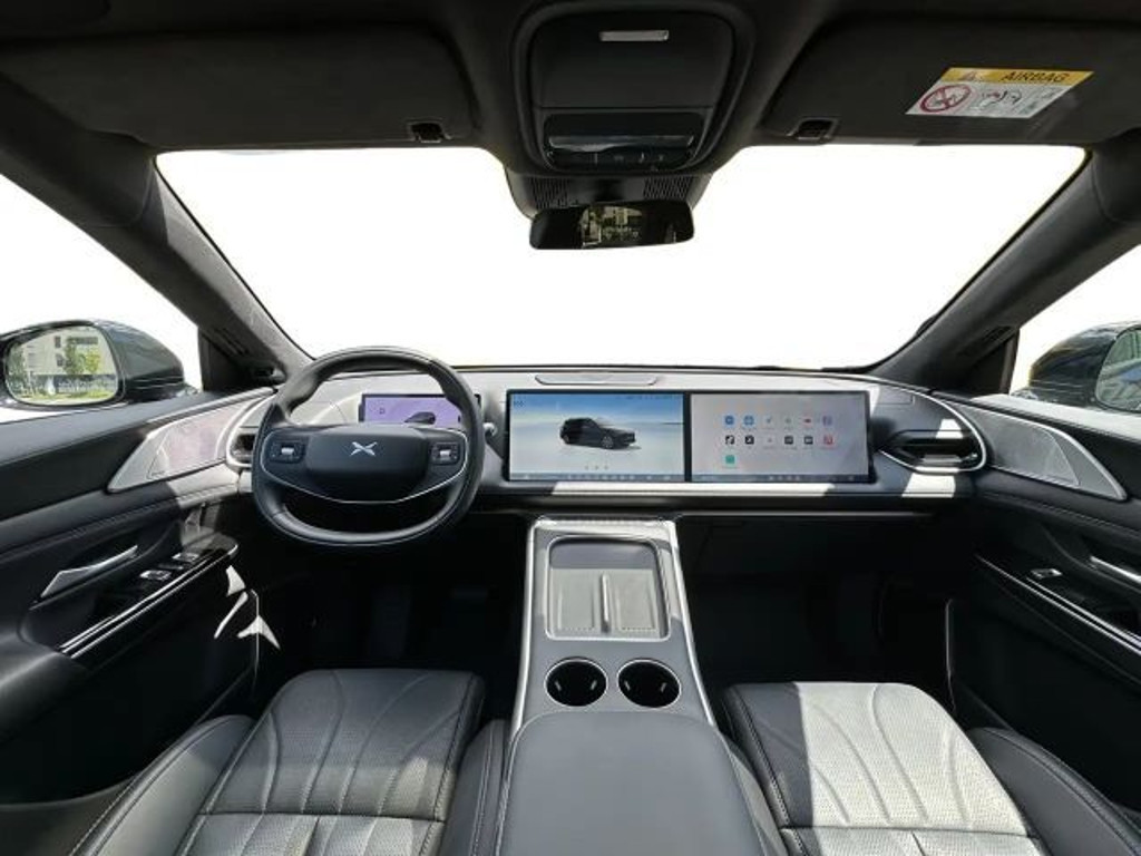Xpeng G9