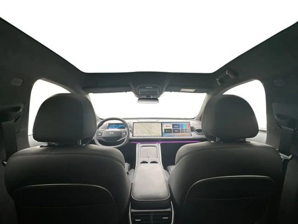 Xpeng G9