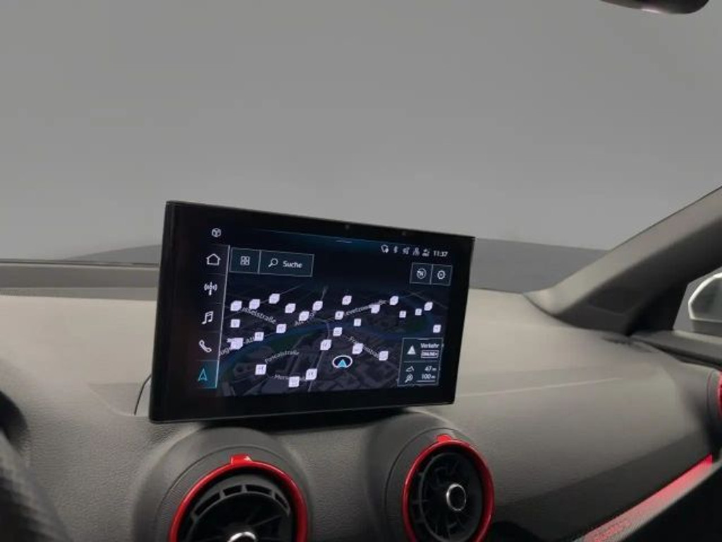 Audi SQ2
