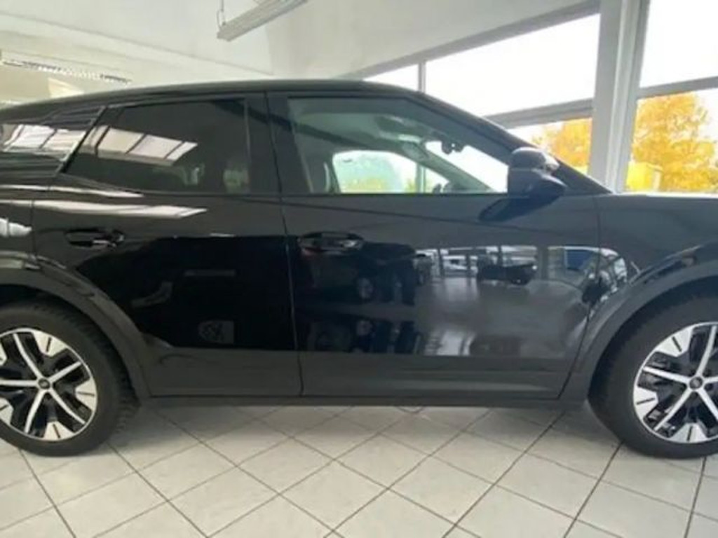 Ford Explorer RWD Extended range