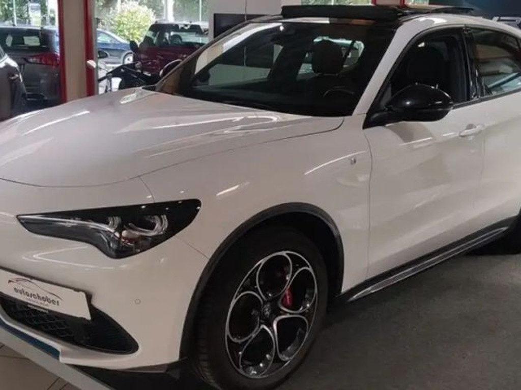 Alfa Romeo Stelvio Veloce Q4 AT8