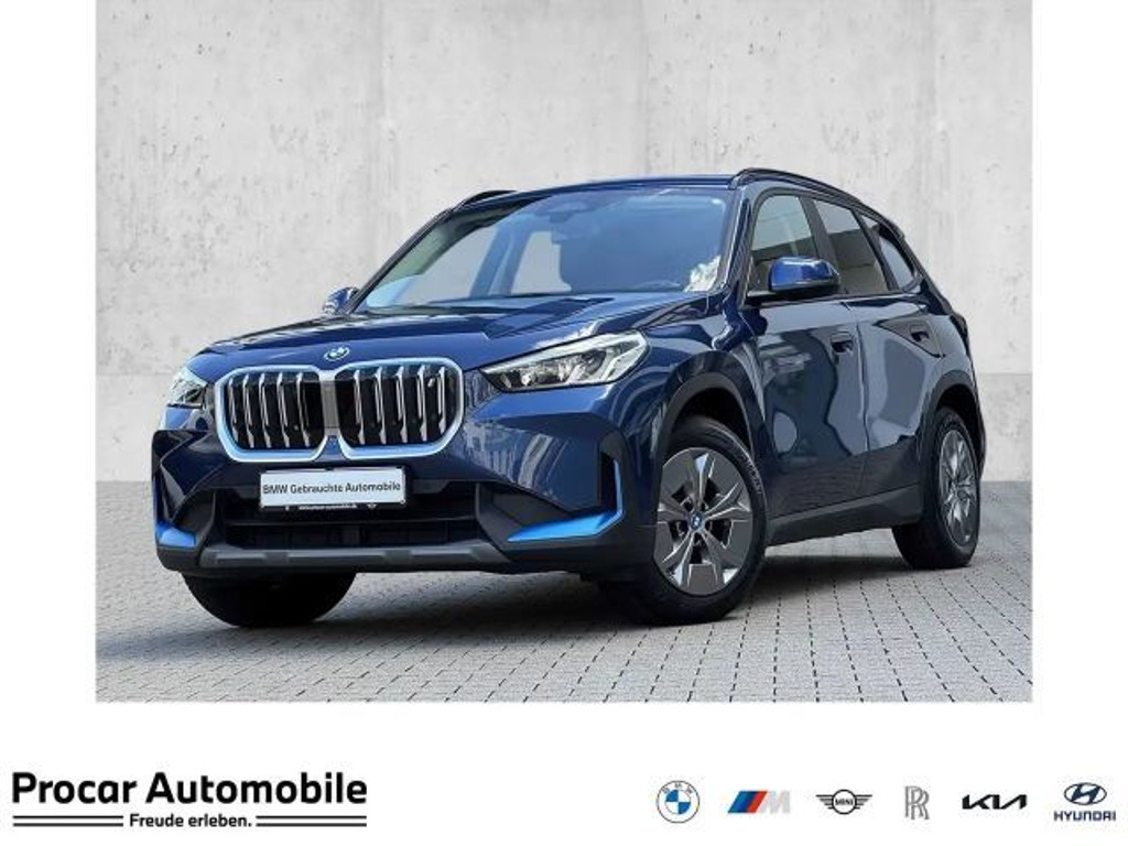 BMW iX1 xDrive30