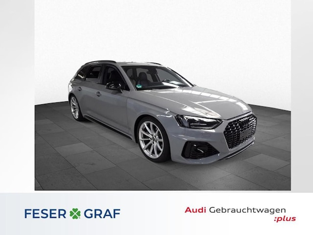 Audi RS4 Avant Quattro