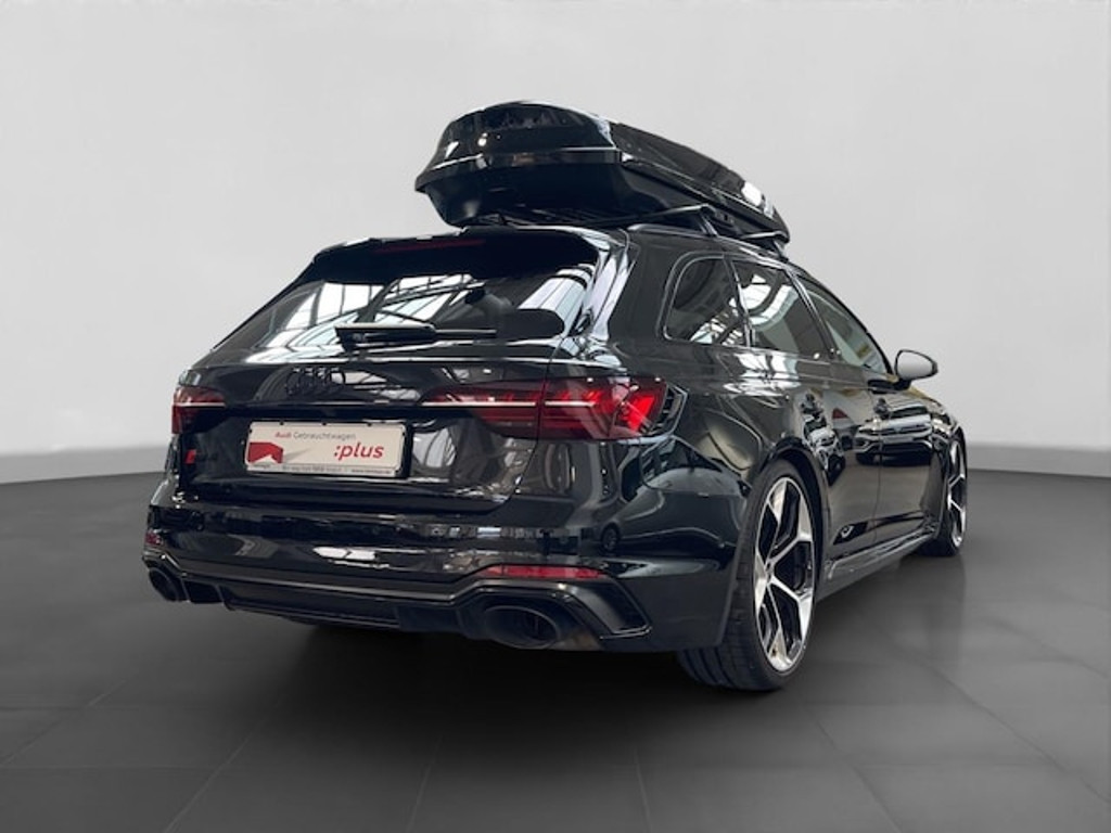 Audi RS4