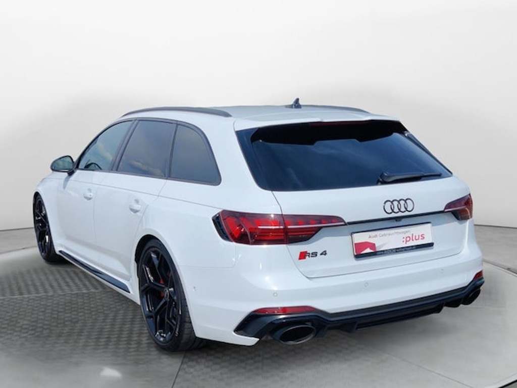 Audi RS4