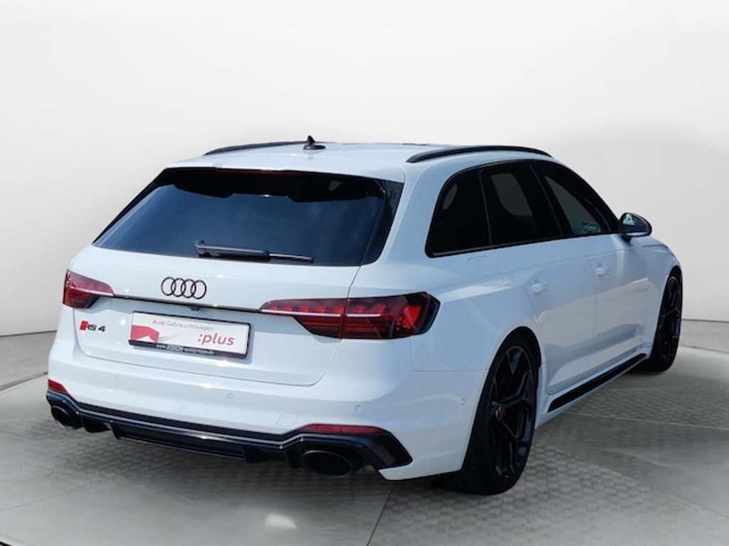Audi RS4
