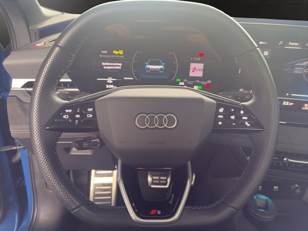 Audi Q6 e-tron