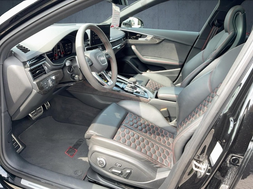 Audi RS4