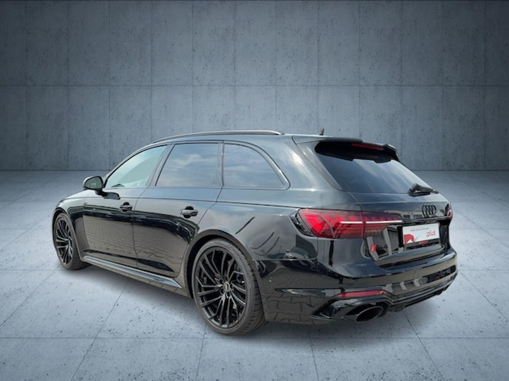 Audi RS4