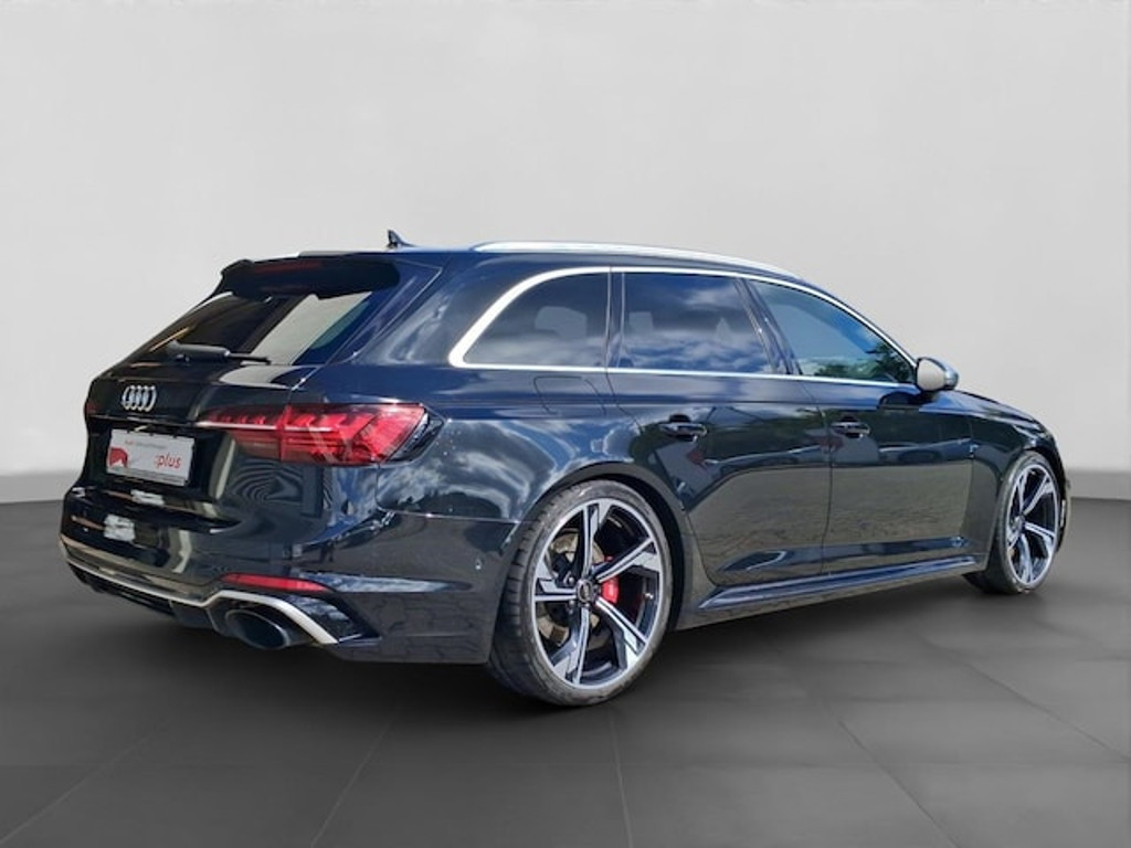 Audi RS4