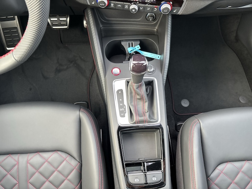 Audi SQ2