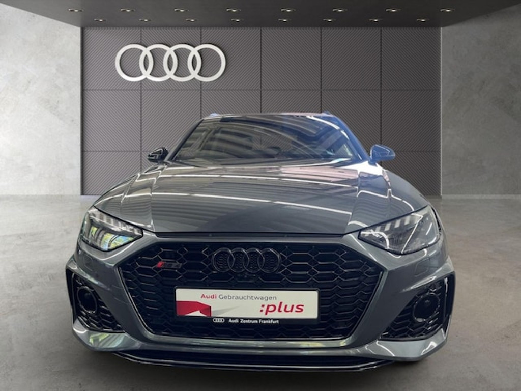 Audi RS4