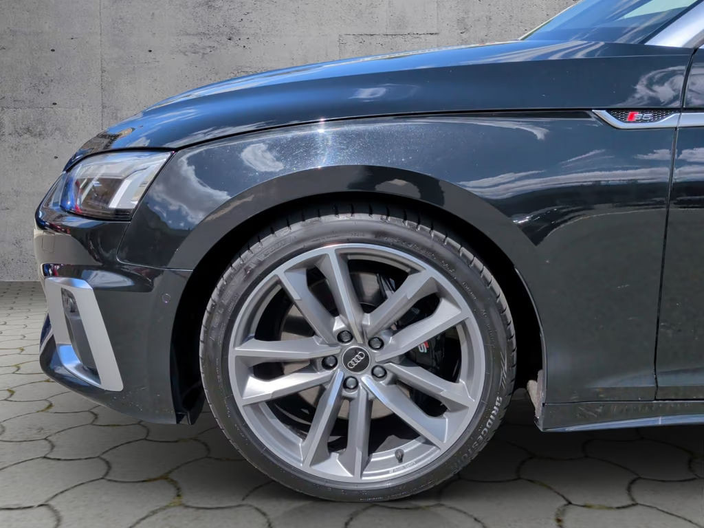 Audi S5