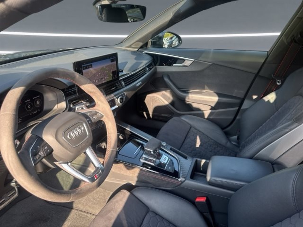 Audi RS4