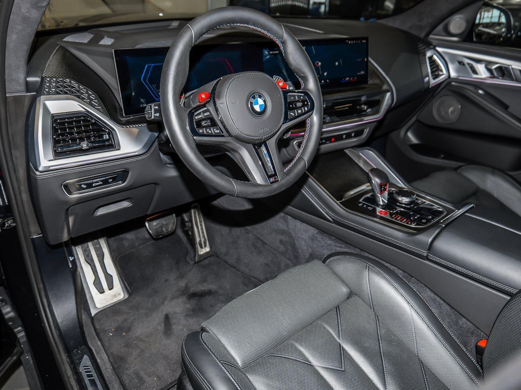 BMW XM
