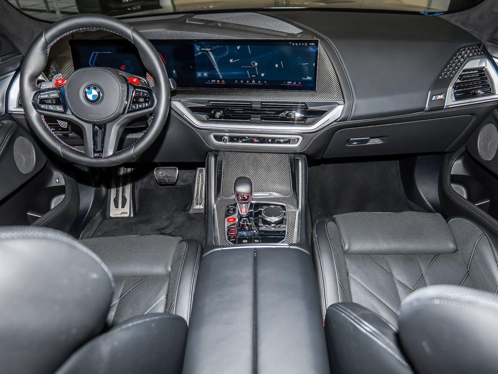 BMW XM