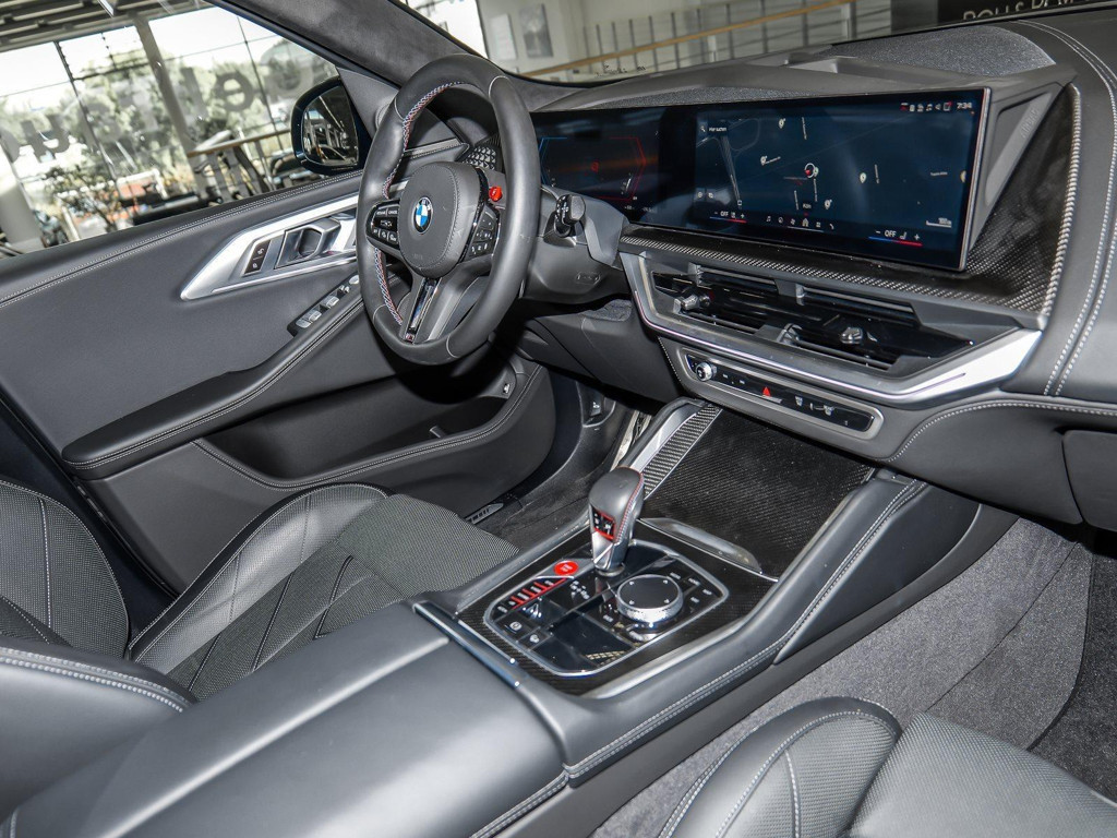 BMW XM