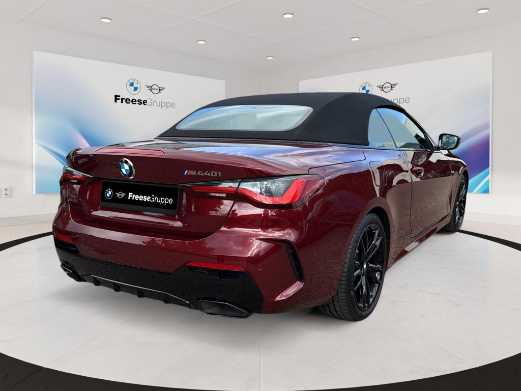 BMW M440