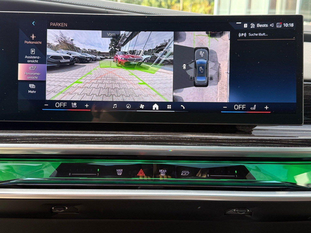 BMW i7