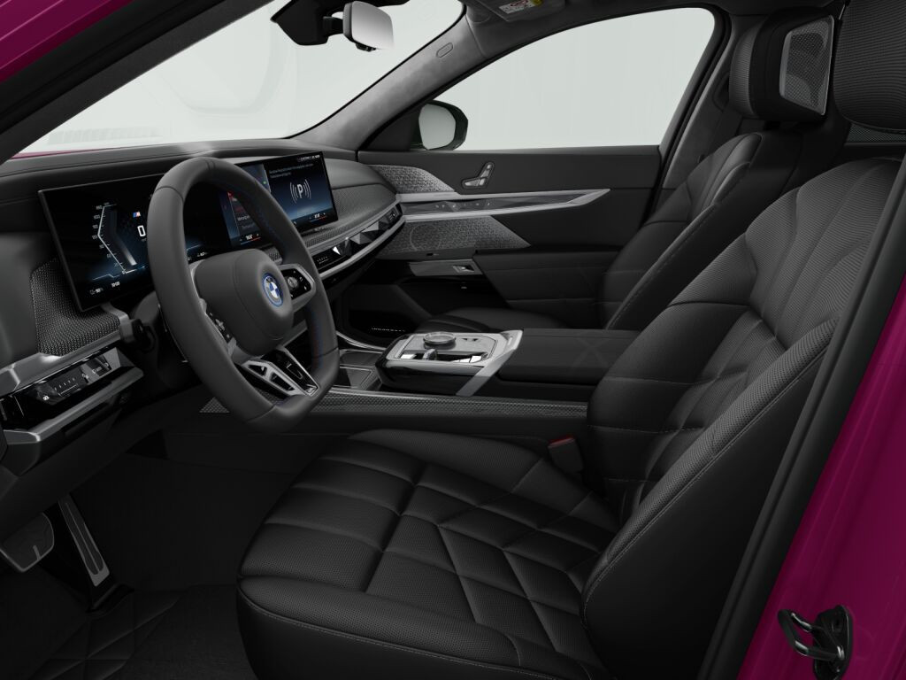 BMW i7