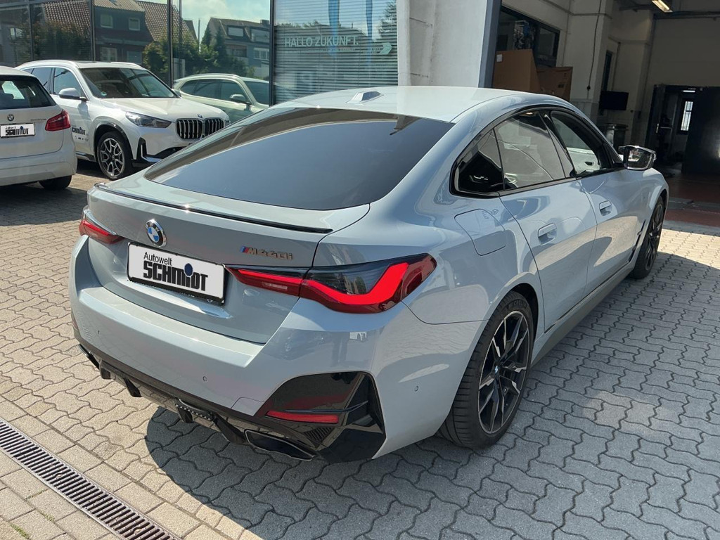 BMW M440