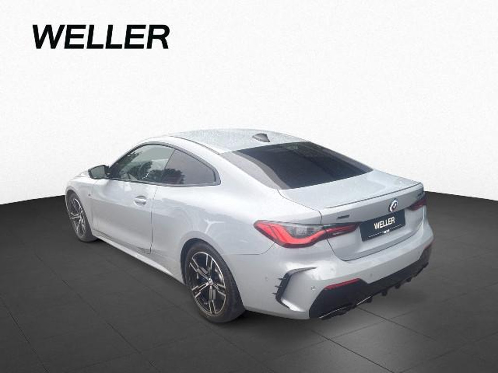 BMW M440