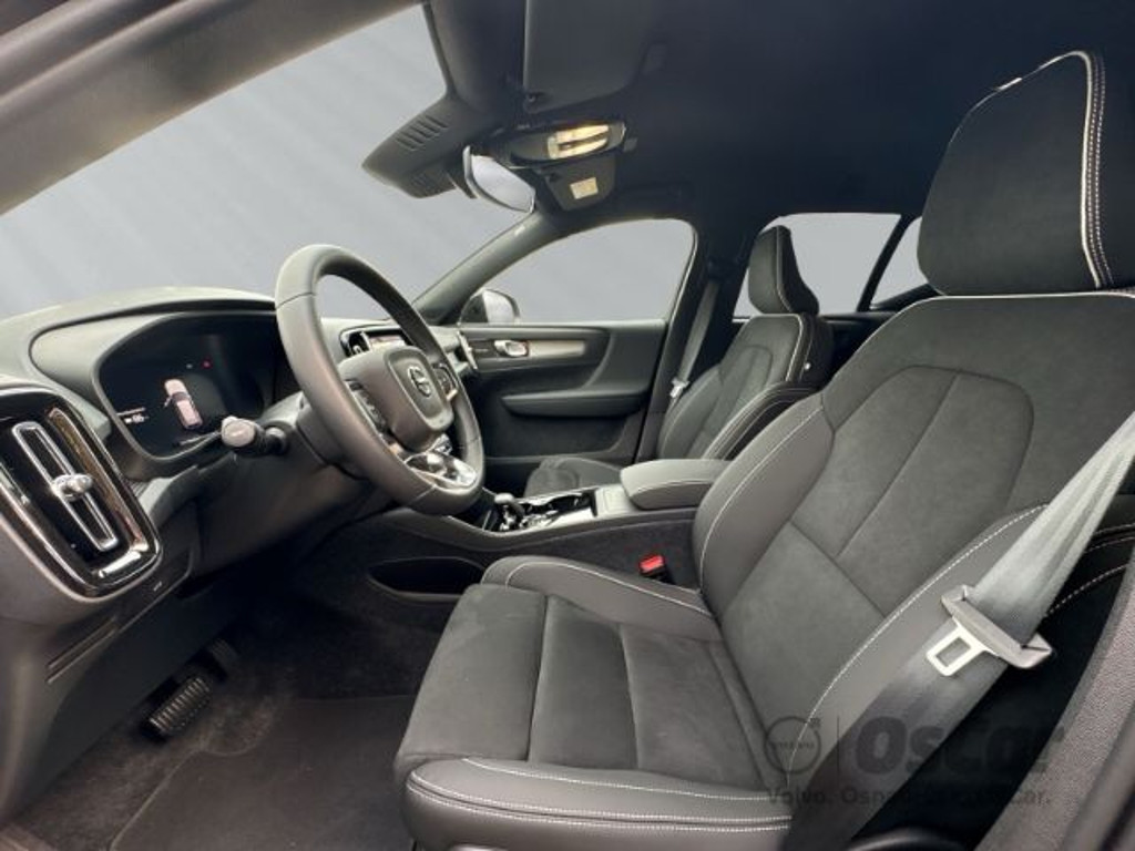 Volvo EX40