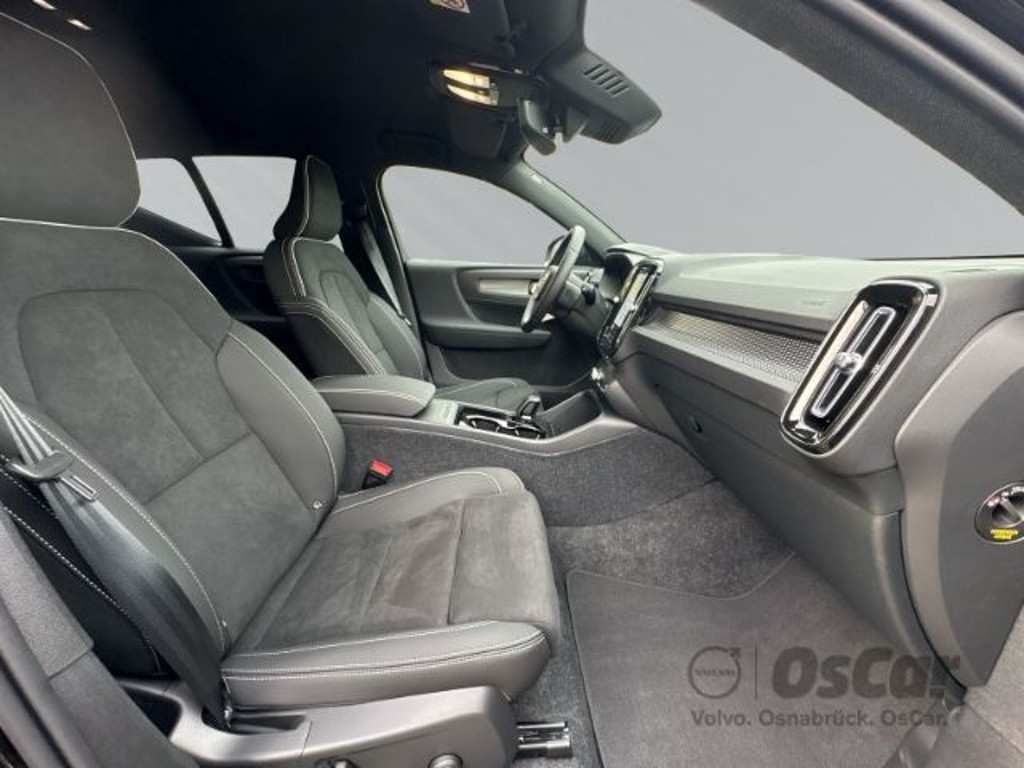Volvo EX40