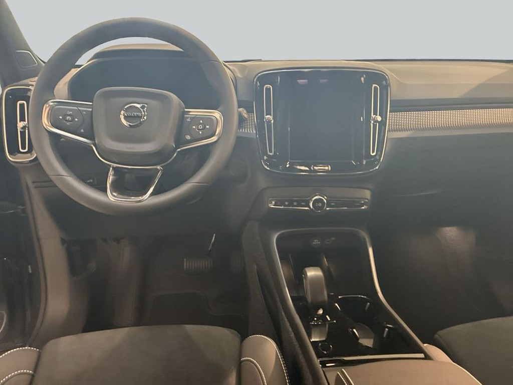 Volvo EX40