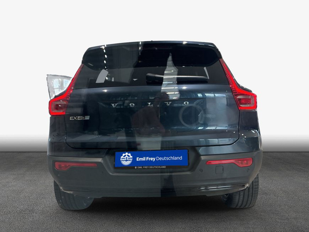 Volvo EX40
