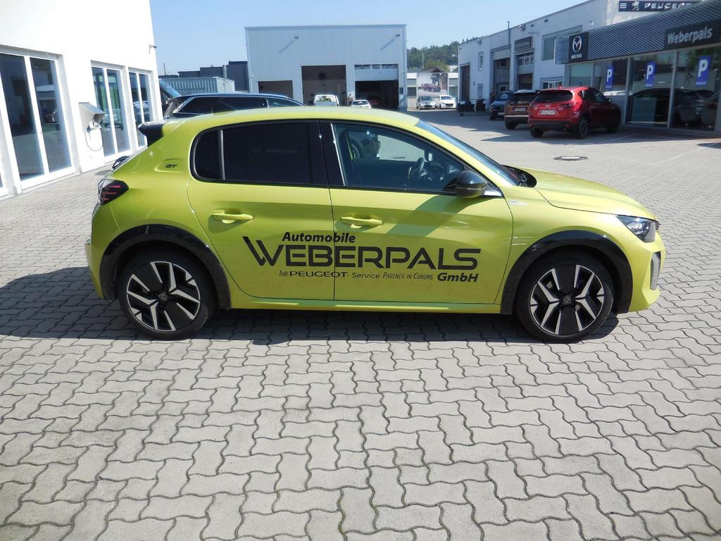 Peugeot e-208